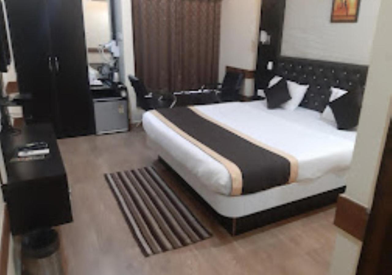 Hotel Venus Inn Bhubaneshwar Bhubaneswar Zewnętrze zdjęcie